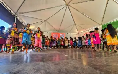 Mulheres indígenas da Amazônia bradam em defesa dos direitos territoriais e contra a PL da Devastação