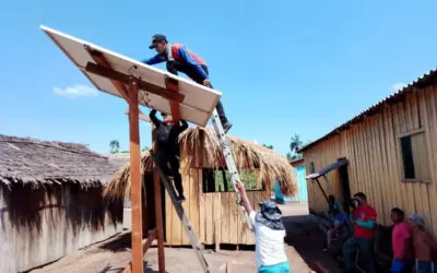 Coiab e Rede Conexão Povos da Floresta celebram a marca de 2.500 comunidades conectadas na Amazônia