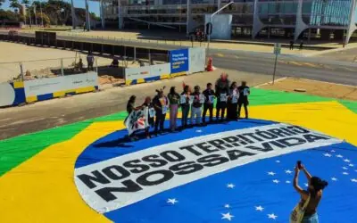 Movimento indígena lança projeto de país e apresenta compromissos urgentes aos três Poderes